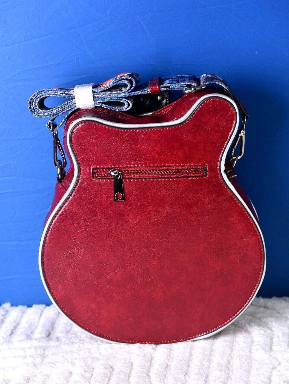 Kdaooy Guitar Shaped Crossbody Fashionable PU Leather Bag - NWOT - Picture 3 of 9
